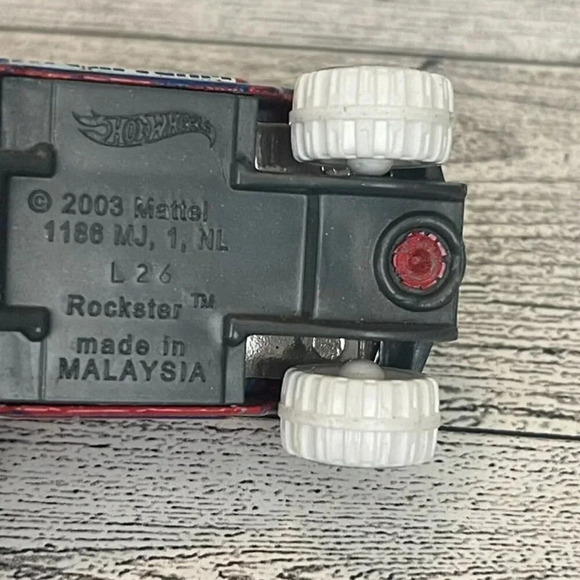 2003 Mattel Hot Wheels Rockster HW Ski Team HW Sports Red Die Cast Vehicle Loose - Picture 8 of 8